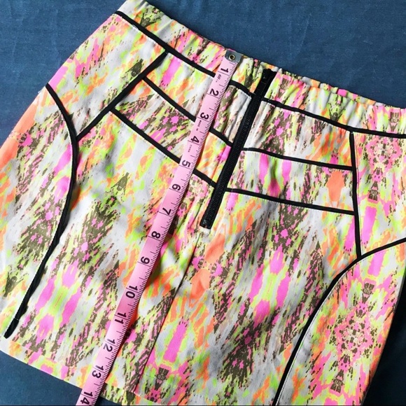 HP Fluorescent Tribal Mini Skirt - Picture 8 of 8